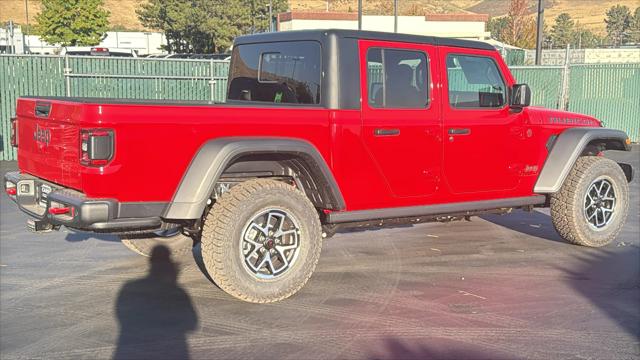 2025 Jeep Gladiator GLADIATOR RUBICON 4X4