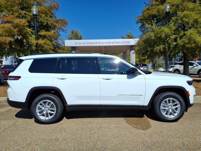 2025 Jeep Grand Cherokee GRAND CHEROKEE L LAREDO X 4X2