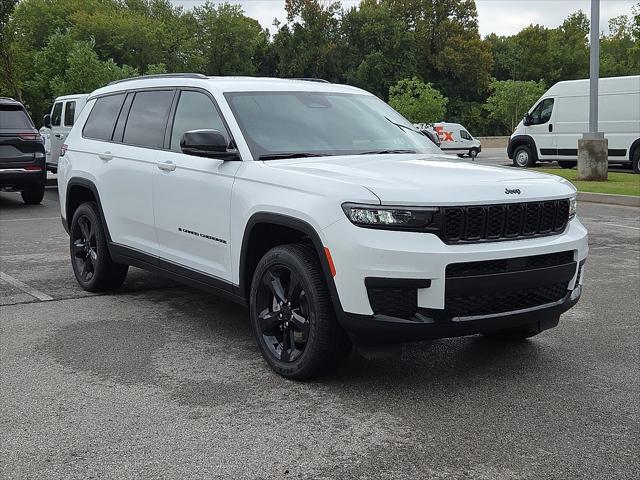 2025 Jeep Grand Cherokee GRAND CHEROKEE L ALTITUDE 4X4