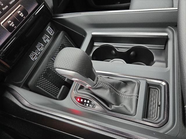 2026 Ram 1500 Rebel Crew Cab 4x4 5'7" Box