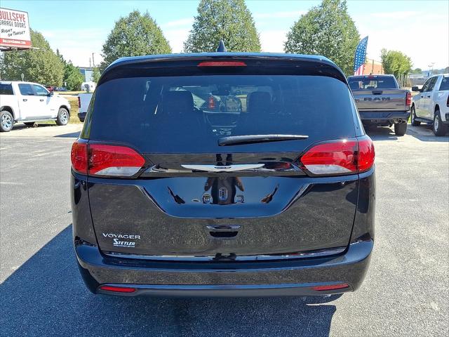 2026 Chrysler Voyager LX