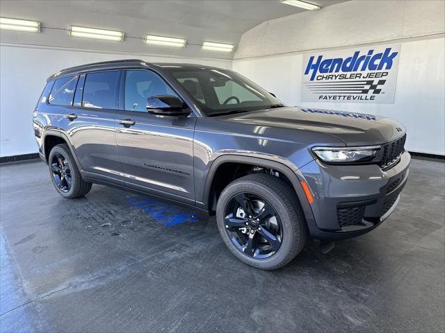 2025 Jeep Grand Cherokee GRAND CHEROKEE L ALTITUDE X 4X4