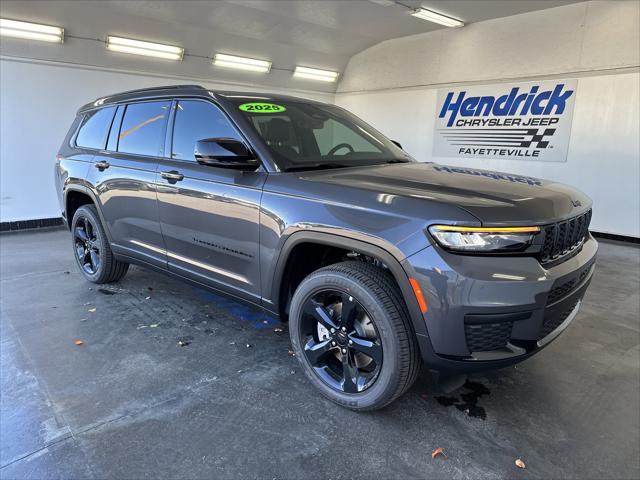 2025 Jeep Grand Cherokee GRAND CHEROKEE L ALTITUDE X 4X4