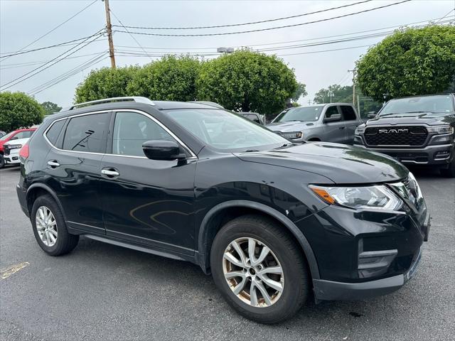 2017 Nissan Rogue SV 2017 Nissan Rogue SV