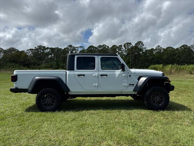 2020 Jeep Gladiator Sport S 4X4 2020 Jeep Gladiator Sport S 4X4