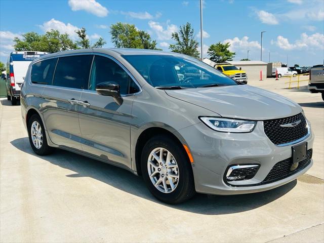 2025 Chrysler Pacifica PACIFICA SELECT