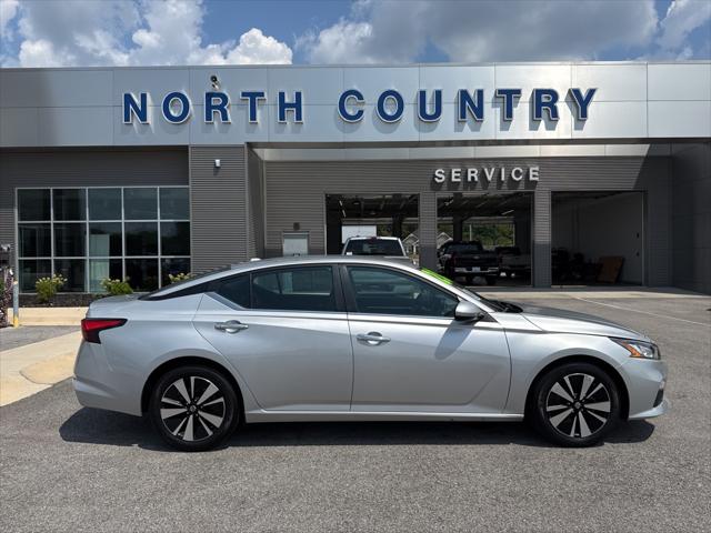 2022 Nissan Altima SV FWD