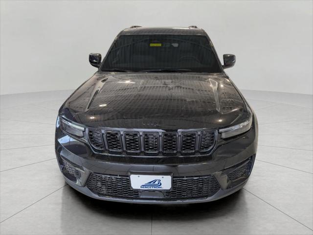 2025 Jeep Grand Cherokee GRAND CHEROKEE LIMITED 4X4 2025 Jeep Grand Cherokee GRAND CHEROKEE LIMITED 4X4