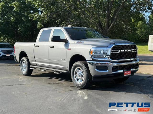 2020 RAM 2500 Tradesman Crew Cab 4X4 64 Box