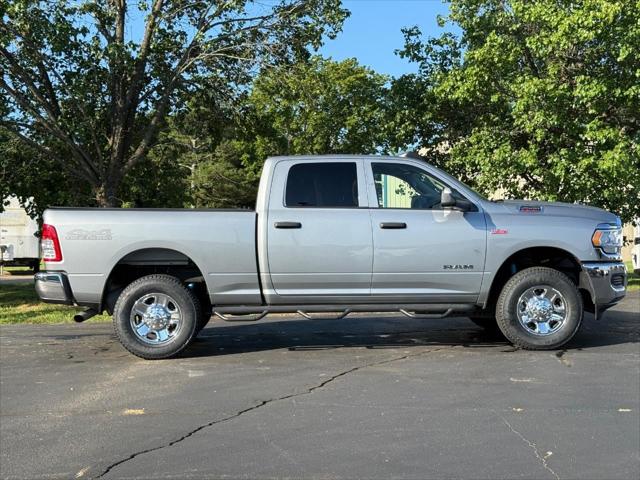 2020 RAM 2500 Tradesman Crew Cab 4X4 64 Box