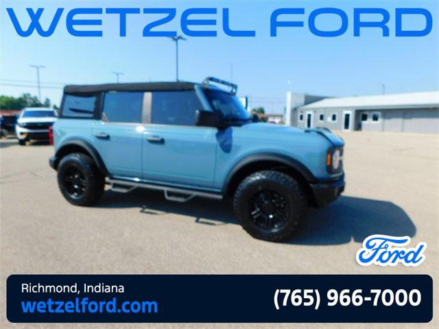 2023 Ford Bronco Base