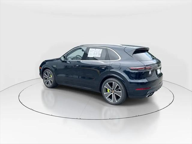 2023 Porsche Cayenne E-Hybrid Turbo S