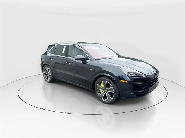 2023 Porsche Cayenne E-Hybrid Turbo S