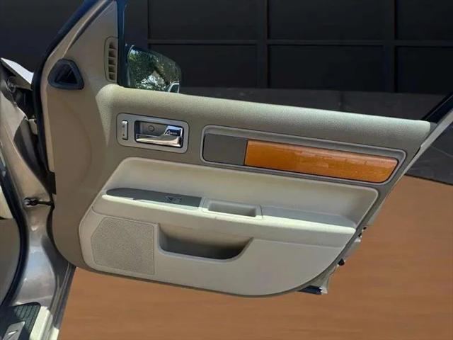 2007 Lincoln MKZ Base