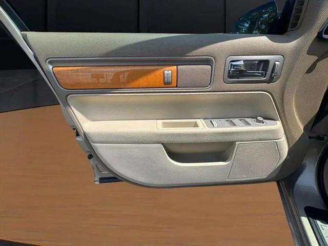 2007 Lincoln MKZ Base