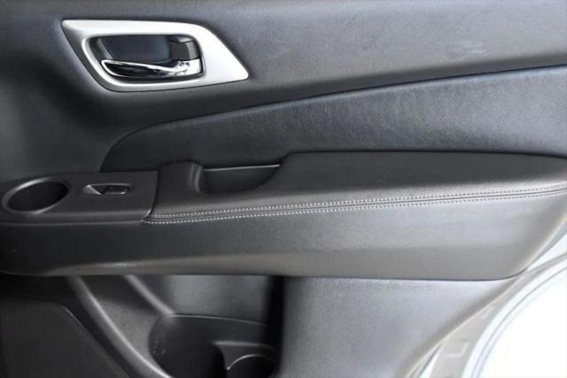 2020 Nissan Pathfinder SL 4WD