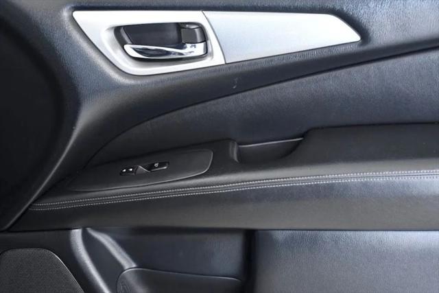 2020 Nissan Pathfinder SL 4WD