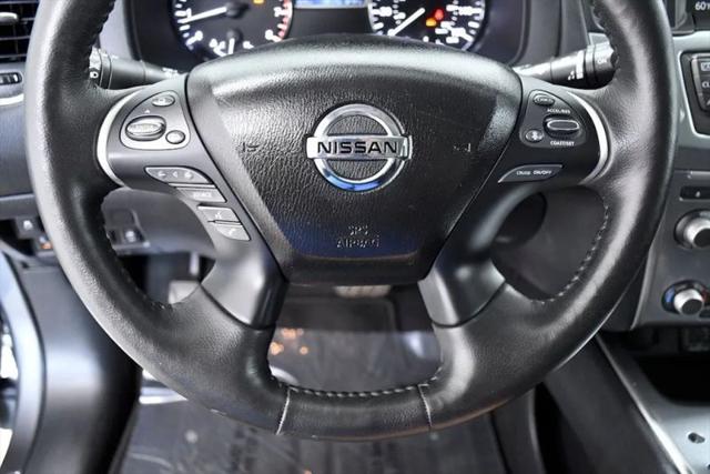 2020 Nissan Pathfinder SL 4WD