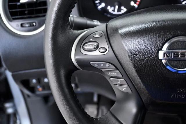 2020 Nissan Pathfinder SL 4WD