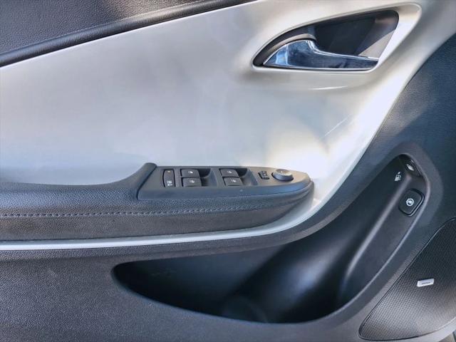2013 Chevrolet Volt Base