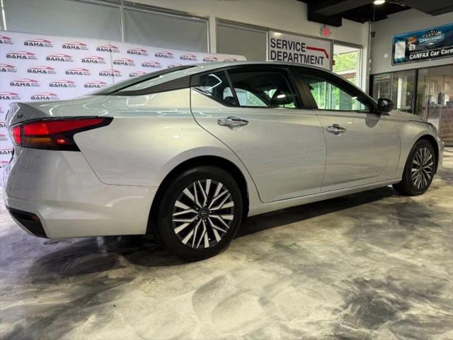 2024 Nissan Altima SV FWD