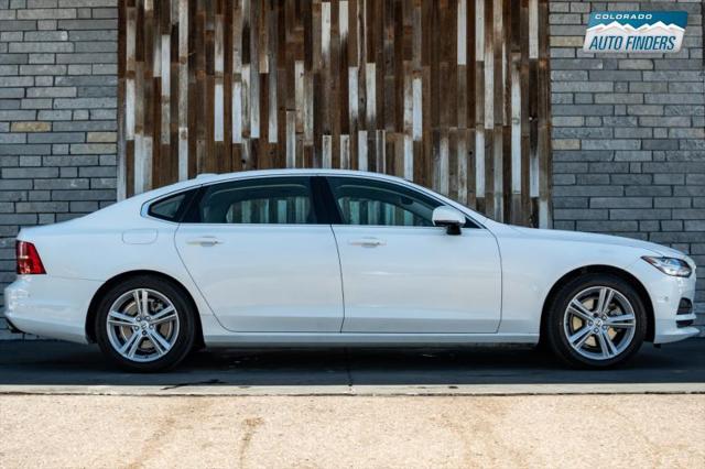 2018 Volvo S90 T5 Momentum
