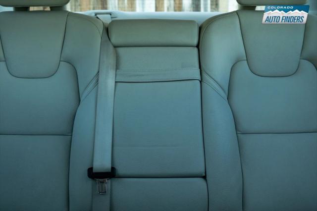 2018 Volvo S90 T5 Momentum