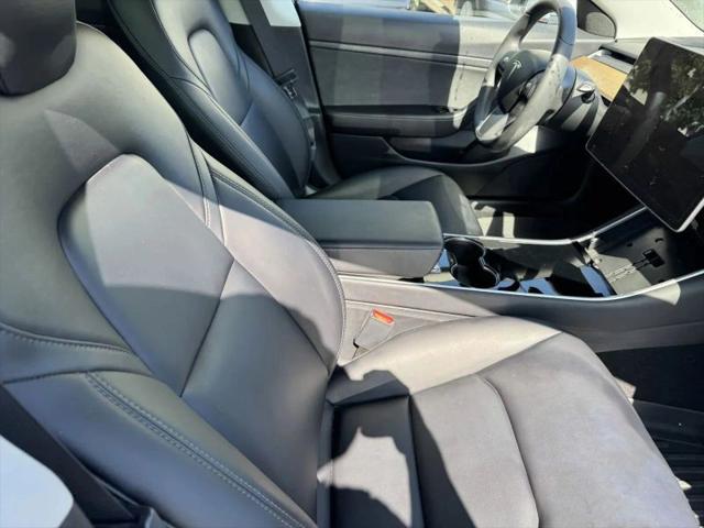 2020 Tesla Model 3 Standard Range Rear-Wheel Drive