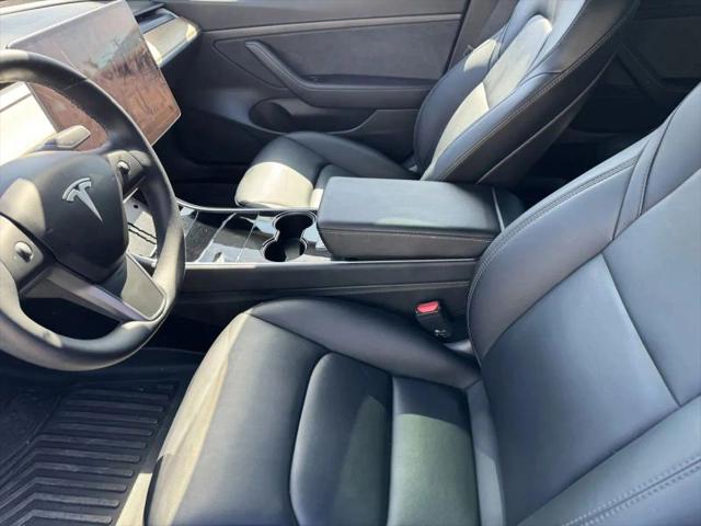 2020 Tesla Model 3 Standard Range Rear-Wheel Drive