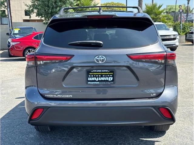 2022 Toyota Highlander LE