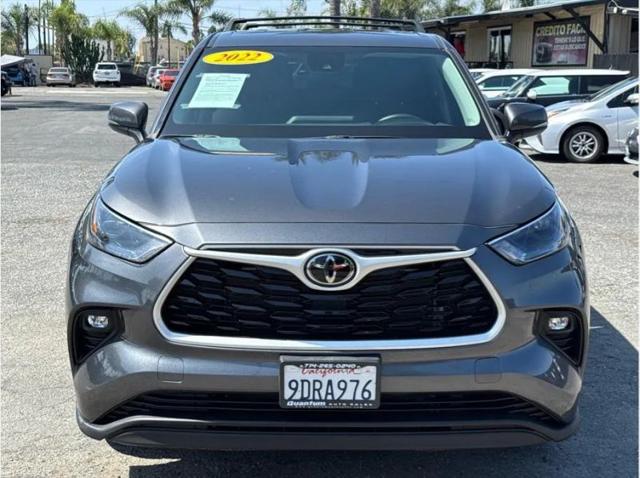 2022 Toyota Highlander LE