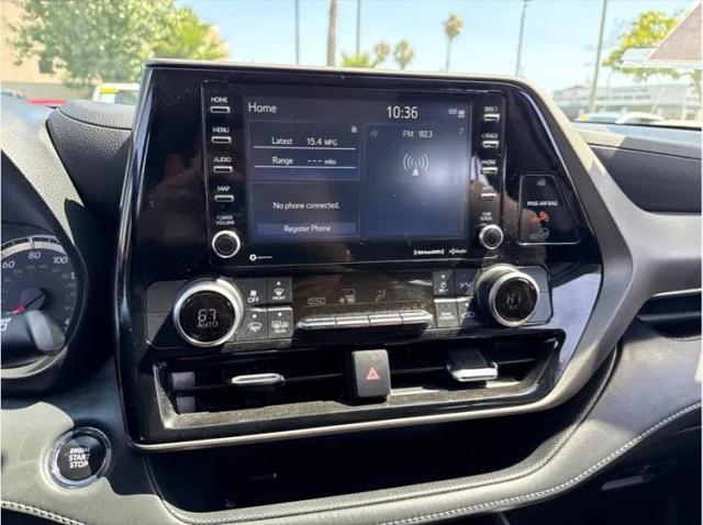 2022 Toyota Highlander LE