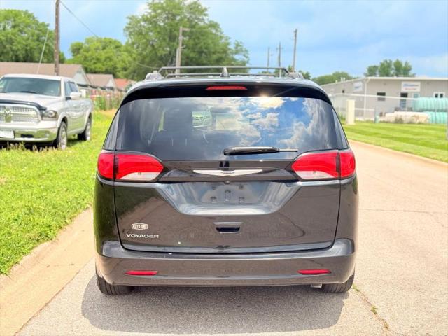 2021 Chrysler Voyager LXI