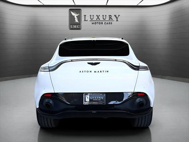 2021 Aston Martin DBX Standard