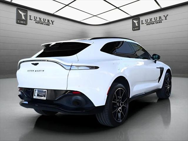 2021 Aston Martin DBX Standard