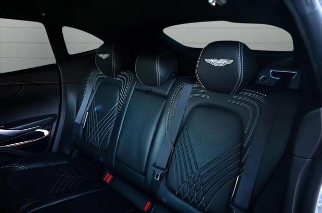 2021 Aston Martin DBX Standard