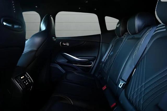 2021 Aston Martin DBX Standard
