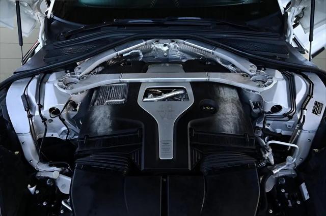 2021 Aston Martin DBX Standard