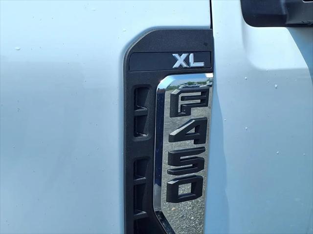 2025 Ford F-450 XL