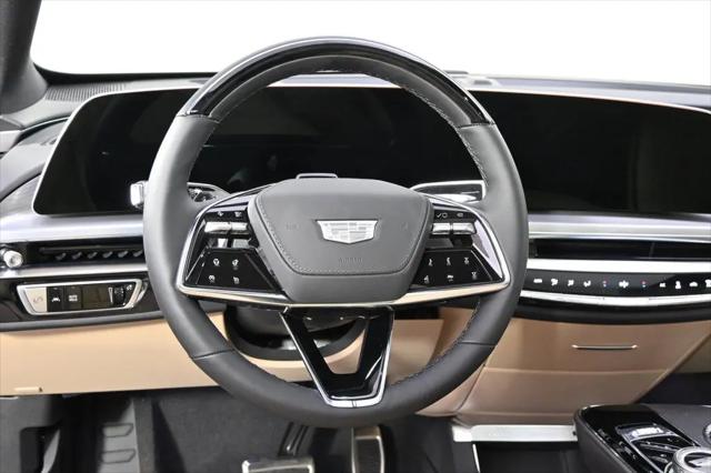 2025 Cadillac iQ Sport w/1SK