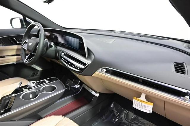 2025 Cadillac iQ Sport w/1SK