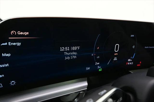 2025 Cadillac iQ Sport w/1SK