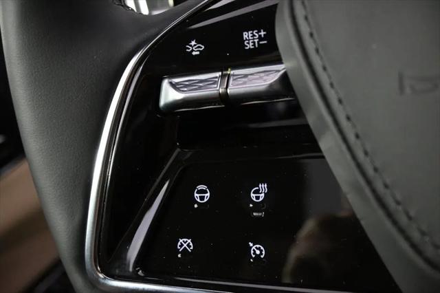 2025 Cadillac iQ Sport w/1SK