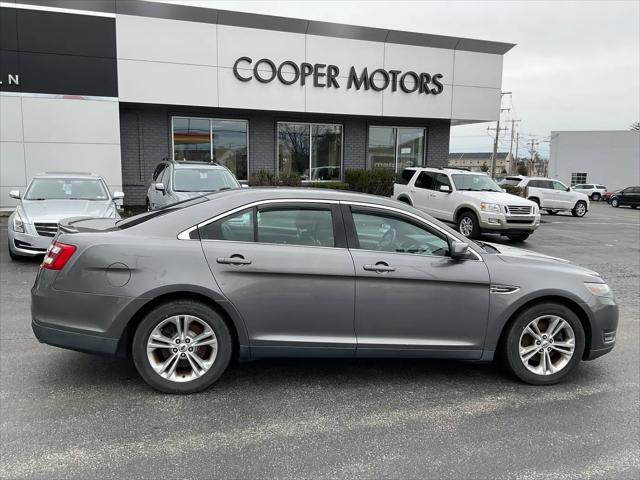 2013 Ford Taurus SEL