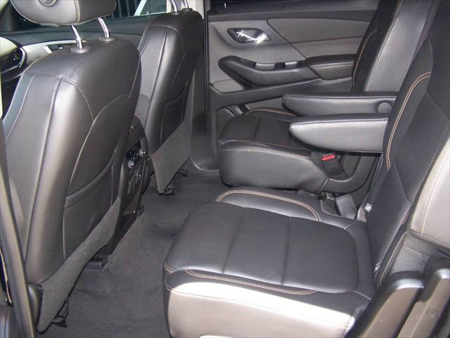 2020 Chevrolet Traverse FWD LT Leather