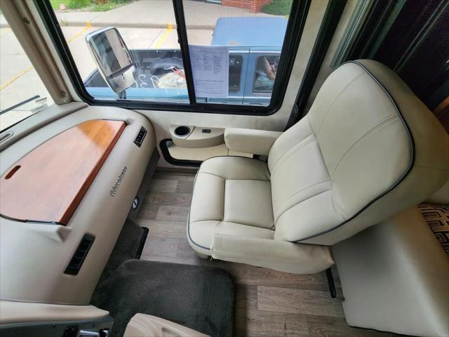 2019 Ford F-53 Base