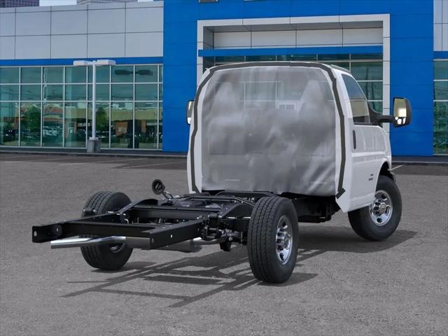 2025 Chevrolet Express Cutaway Work Van