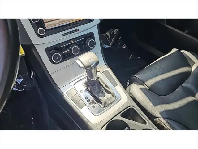 2010 Volkswagen Passat Komfort