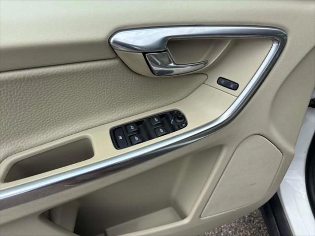 2012 Volvo XC60 3.2 Premier