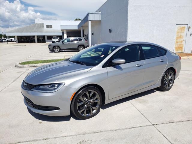 2015 Chrysler 200 S
